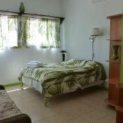 Photos & Rates